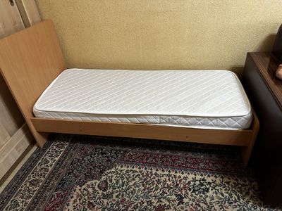 Продам кровать срочно в хорошем состояние