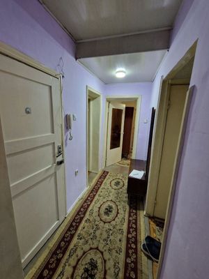 Kvartira sheriklikga qizlarga Ğofur ğulom metro tagida joylashgan