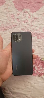Xiaomi MI 11 Lite 8+5/128GB Black Igravoy Flagman Holati Yaxshi Zor 4G