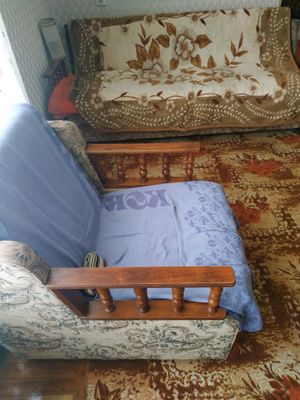 продается диван б/у
