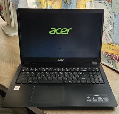 Продается ноутбук Acer Aspire 3