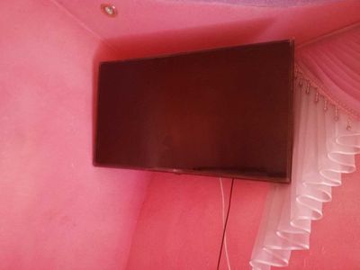 Продается телевизор LG 43 диагональ
