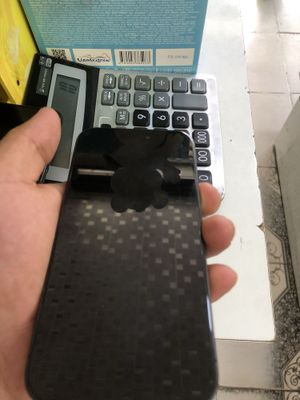 Iphone 15 pro sotilad