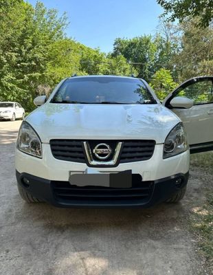 Nissan Qashqai J10 2008 год