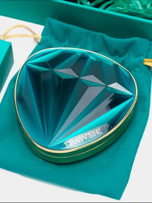 Kushon, krem upa yuz uchun, olmos korinishda