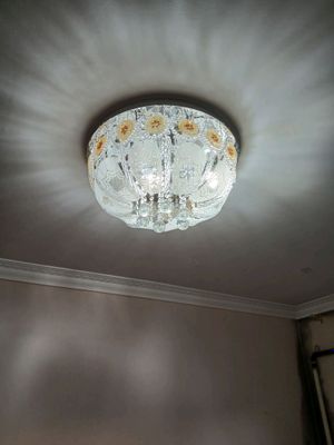 Люстра сатылады МП 3 3дана бар бахасы келисимли