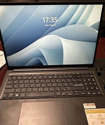 Asus vivobook 15