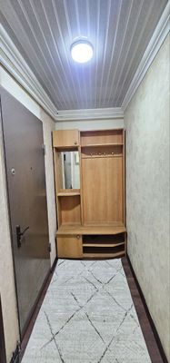 Ижарага уй берилади члонзор 2 хона килинган 300& срочна