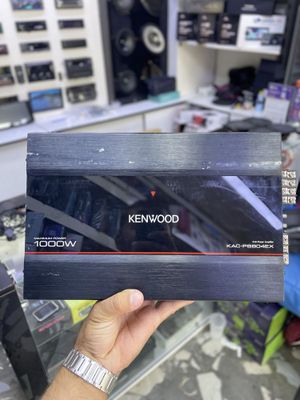 Kenwood 1000watt usilitel. Ideal holatda