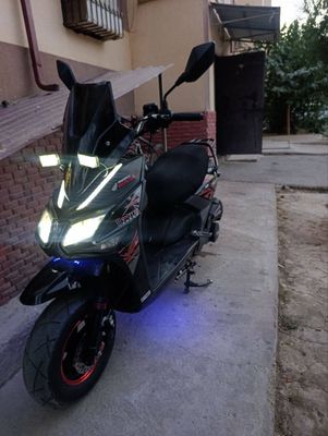 Skuter samuray 150-kub