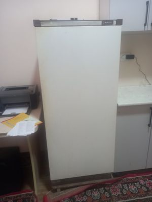 Холодильник сатылады