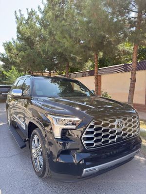 Toyota Sequoia max capstone