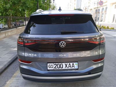 Volkswagen ID 6, Pro