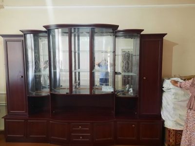 Продается шкаф в нормальном состоянии