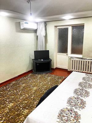 Сдается квартира Чиланзар 6, ориентир Парус, 2/4/4 + балкон 2х6м