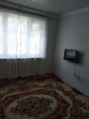 На Чиланзаре 3кв-л сдается 1ком.кв. рядом с метро Мирзо Улугбек