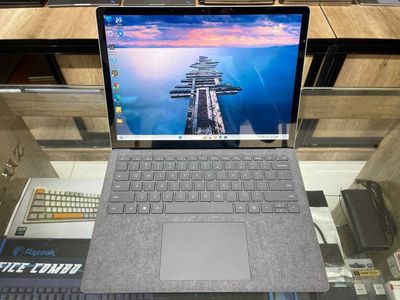 Microsoft Surface laptop 3 CORE i7-1065G7 ram 16 ssd 256