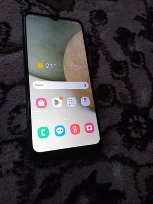 A12 samsung ideal holati tiniq 64GB hotirasi.