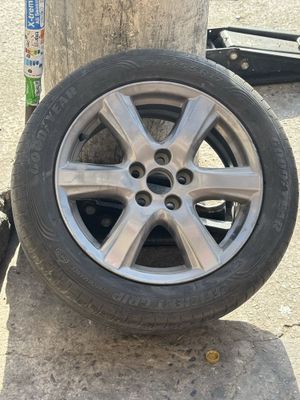Toyota diska R 17 sotiladi
