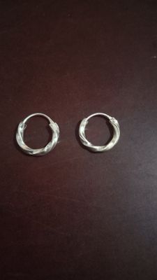 Серебряные серьги детские.
