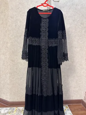 Велюровая платье