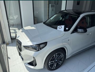 BMW IX 1 Night Sport 2025 Kuzov Restaling Naxt Va Avto Kerdit