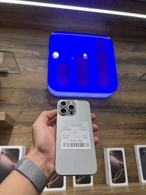 iPhone 15 Pro Max