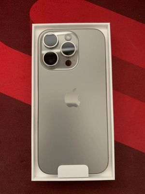 Iphone 16 Pro 256 E-SIM НОВЫЙ IMEI qilingan Natural Titanium 25
