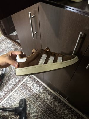 Adidas campus