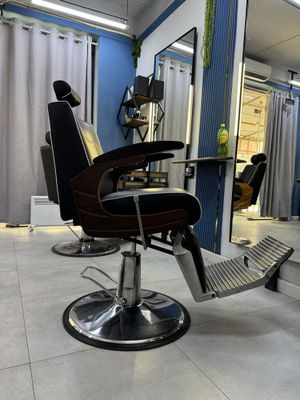 Barber kreslo sotiladi