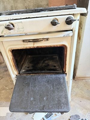 Gaz plita sotiladi