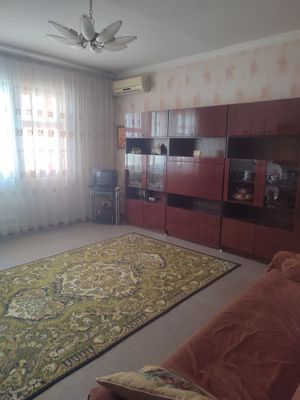 Сдам 3 комнатную квартиру Паркенский базар