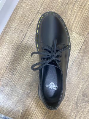 Продаю оригинальные кожаные лоферы Dr. Martens