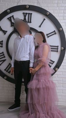 vecherni koʻylak bir marta kiyilgan fotosessiya un
