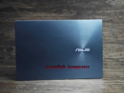 Мощный Asus Zenbook Duo Pro
