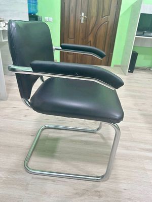 продаётся офиссной кресло