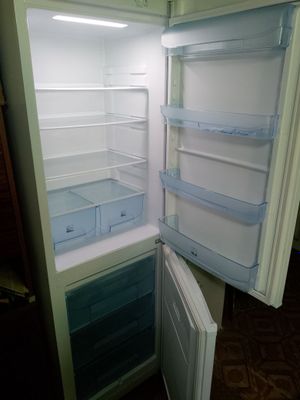 Продается холодильник новый
