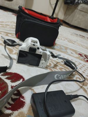 canon 100d фотоапарат