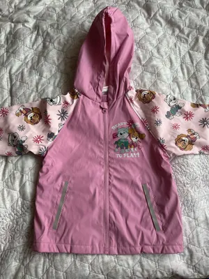 Курточка на девочку