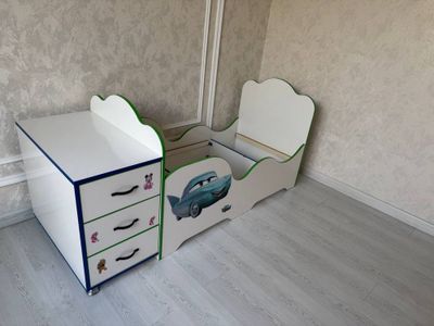 Продам новую детскую мебель (Шкаф и кровать)