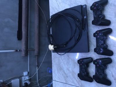 Playstation3 satiladi full pazisiya