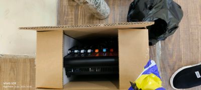 Proffesional JBL kalonka pult upravleniya