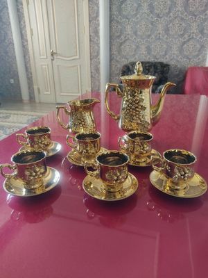 Продается чайный сервиз