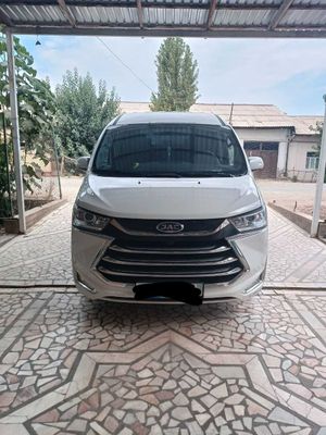 Jac m4 satiladi 2023 dekabr