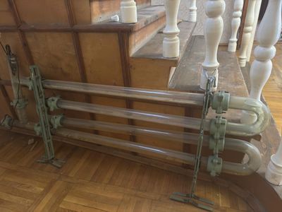 Продаётся стеклянная отопительный батарея