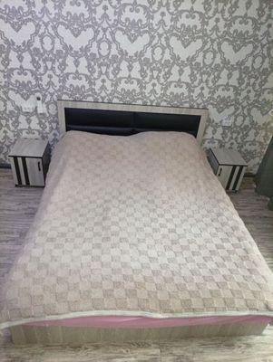 Кровать Двухспальная+ Матрас + Тумбочки