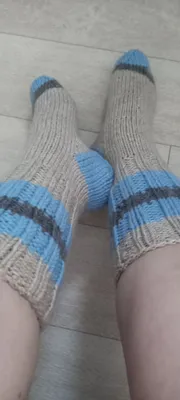 Продаю вязаные носки.
