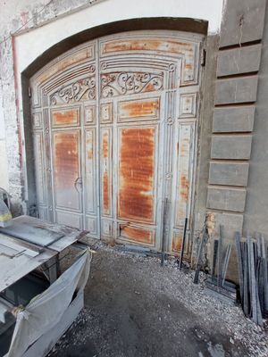 Дарвоза варота сотилади