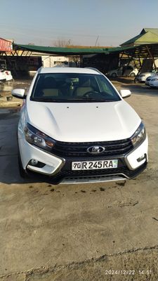Lada Vesta SWCross
