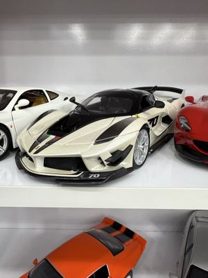 Bburago Ferrari FXX-K Evo model 1:18